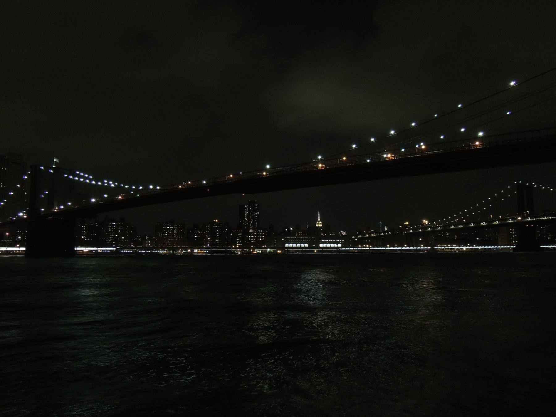 Brooklyn Bridge by night