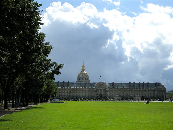 The Esplanade des Invalides