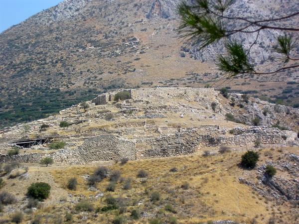 acropolis of mycenae