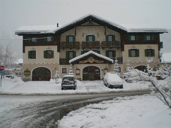 HOTEL PONTIGLIA