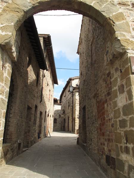 the village of San Gusmè