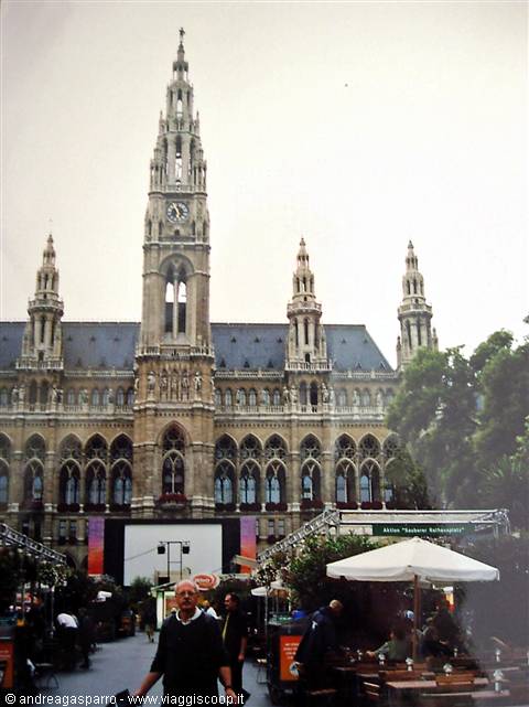 Visitors at stalls in front of Vienna's neo-Gothic Rathaus