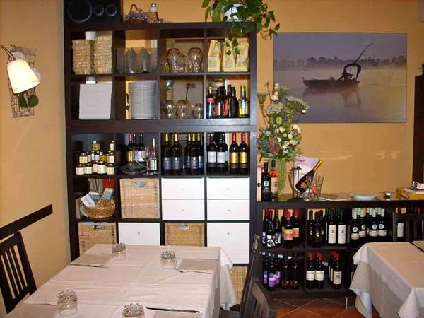 In the dining room of Ristorante La Casa del Fiume