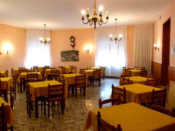 The large dining room of Ristorante della Posta