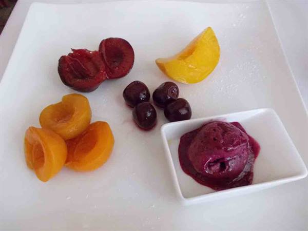 The delicious desserts of the Antica Trattoria 'Da Cattivelli'