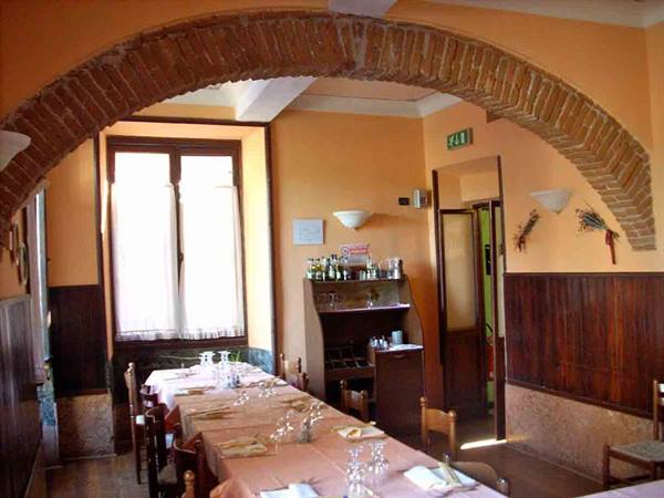 In the rooms of the Ristorante Grotta