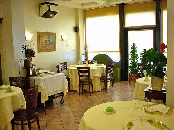 One of the rooms of the Trattoria Colonna