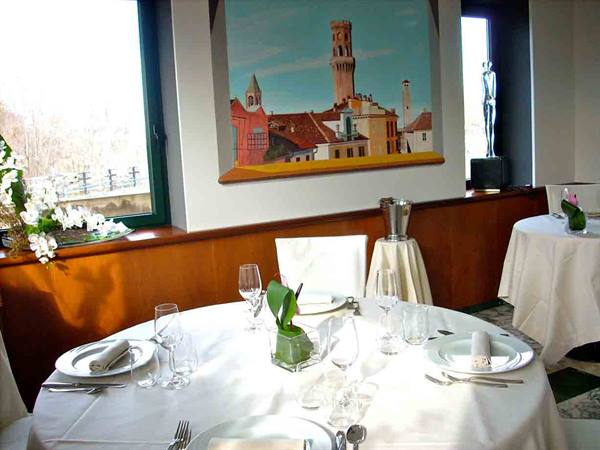In the dining rooms of the Ristorante dell'Hotel Cinzia