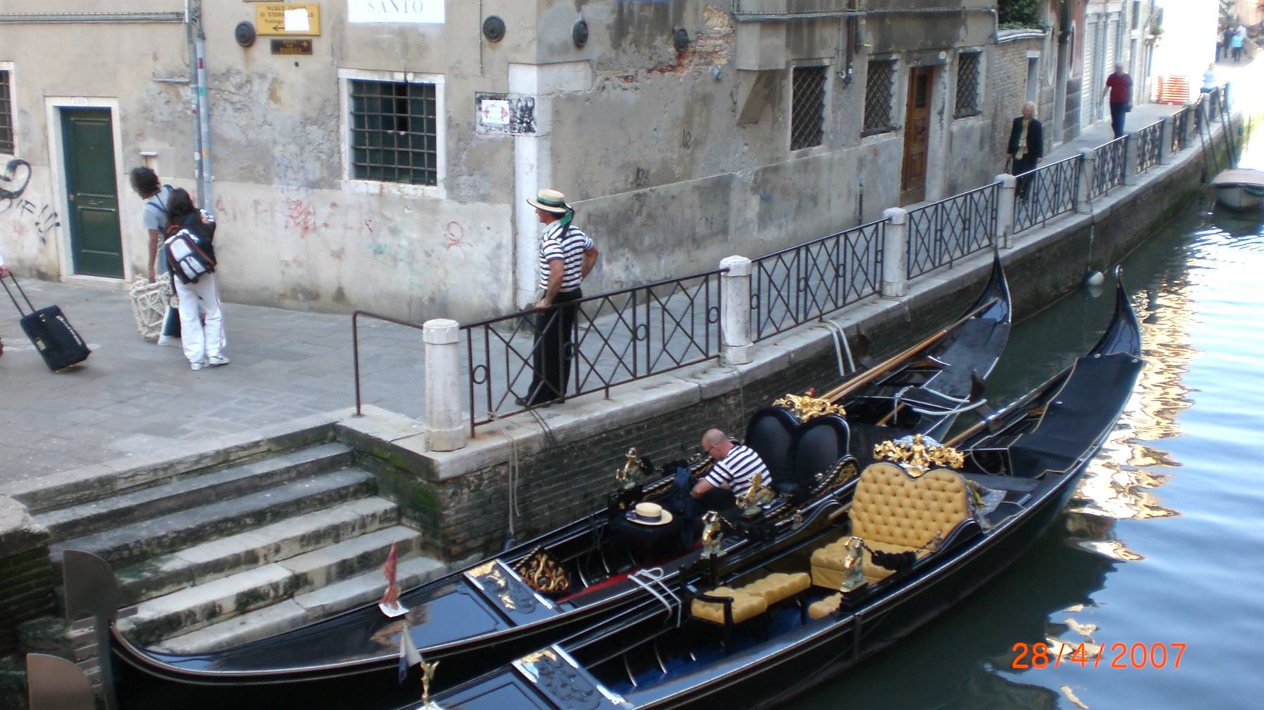 GONDOLIERS AT REST