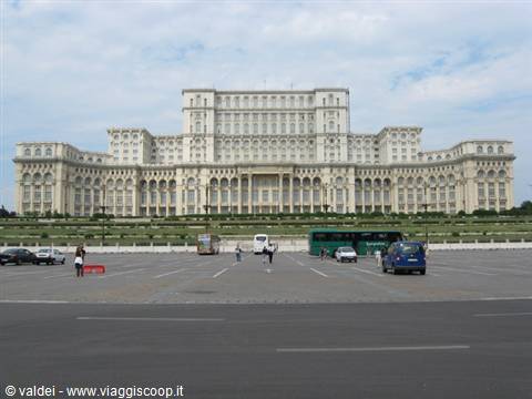 Romania: Bucharest The Presidential palace