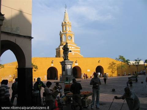 Plaza de Reloj