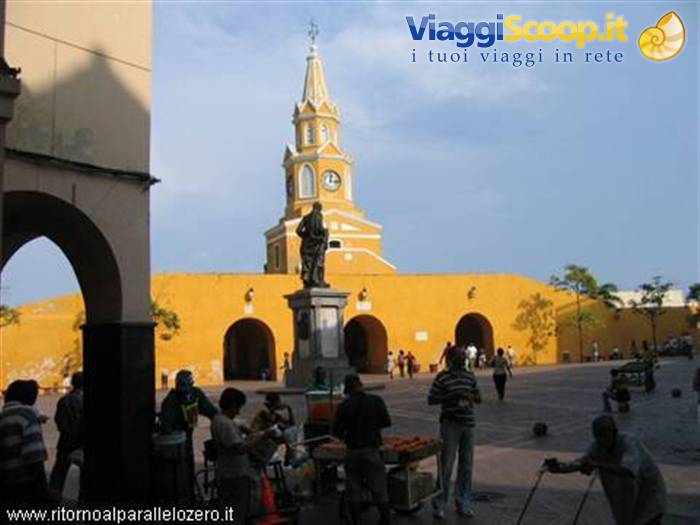 Plaza de Reloj