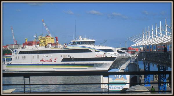 Aremiti 5 heading.... Moorea