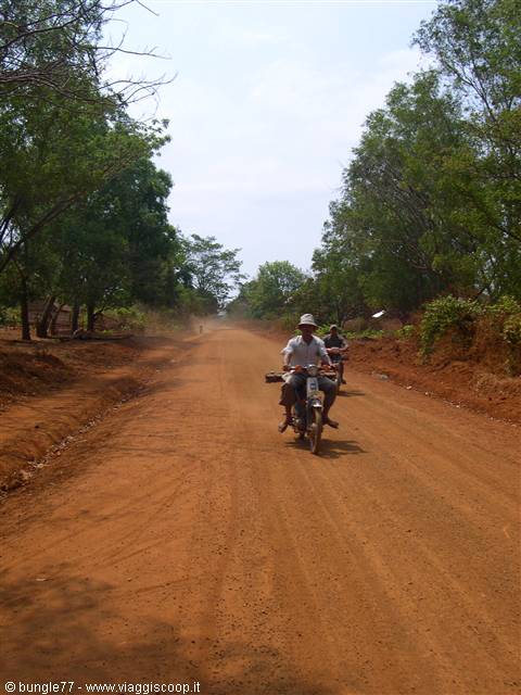 12 - On the road to Voen Sai