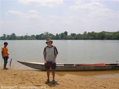 12 - Voen Sai - I'm about to set off in that little boat