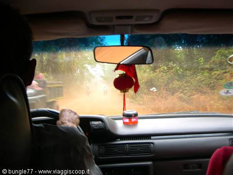 13 - On the road to Kratie - inside the car