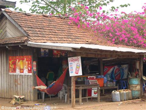 13 - On the road to Kratie - Nokia