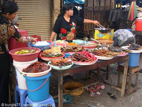 14 - Kratie - Market 2
