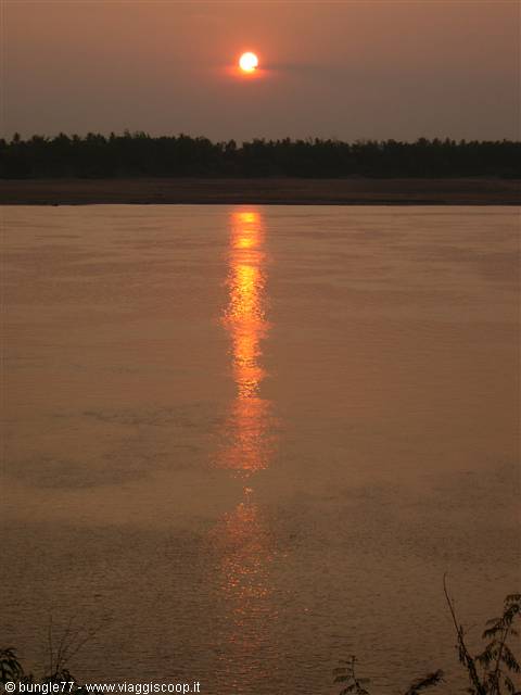 14 - Mekong - Sunset 2