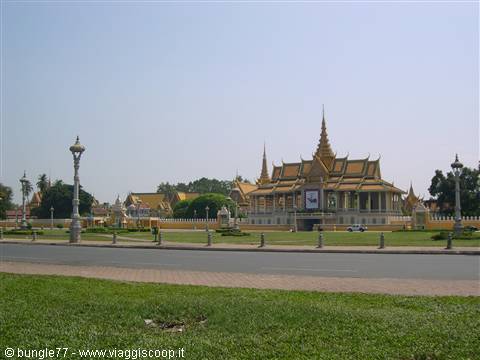 16 - PP - Royal Palace + Silver pagoda