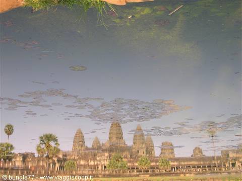 18 - Angkor - Angkor Wat - Reflections