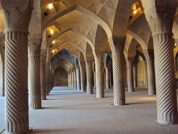 Prayer hall of Vakil Mosque with spiraled brick columns