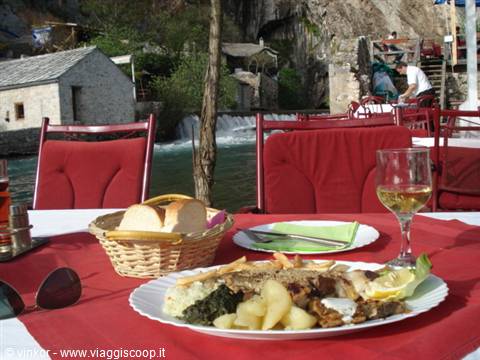 Blagaj: lunch of trout a stone's throw from the dervish temple