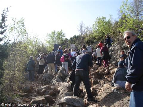 Medugorie: climb to mount Krisevac on the rocky path