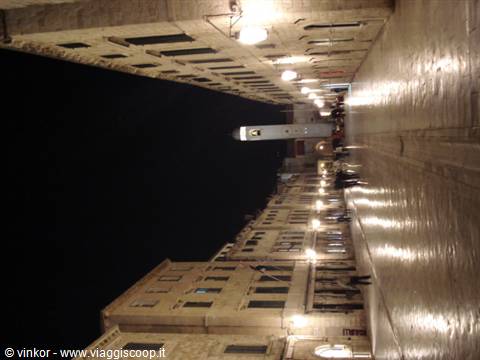 Dubrovnik: night view of the Stradun