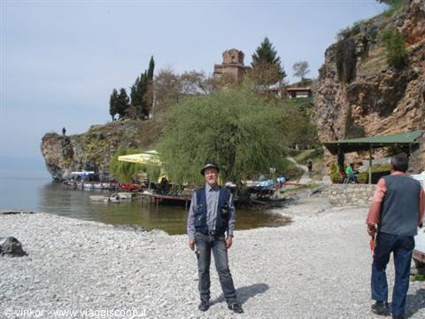 Ohrid: yours truly under sv.Jovan o Kaneo