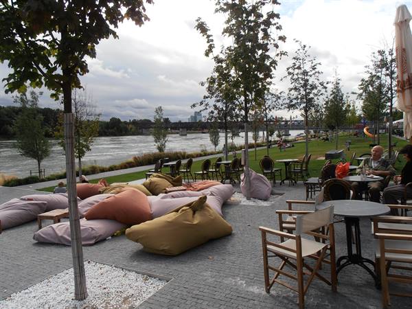 bar and stroll along the Danube in Bratislava