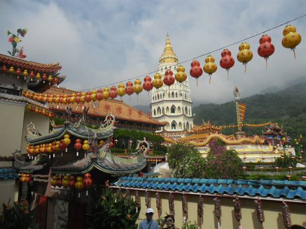 the Kok Lok Si temple in Penang,Malaysia