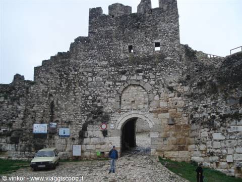 gate of the citadel of Berat