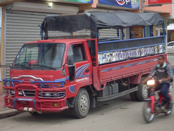 ... hop in, let's go for a sightseeing tour!!!