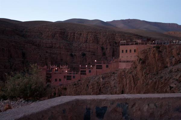 ...towards Ksar