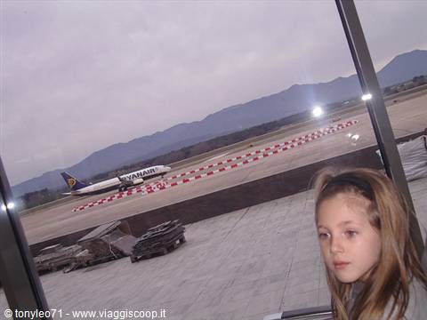 at the airport !!!! heading back ...