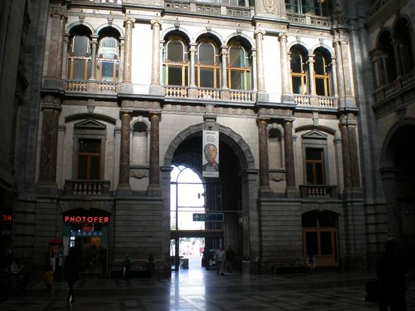 Antwerp station