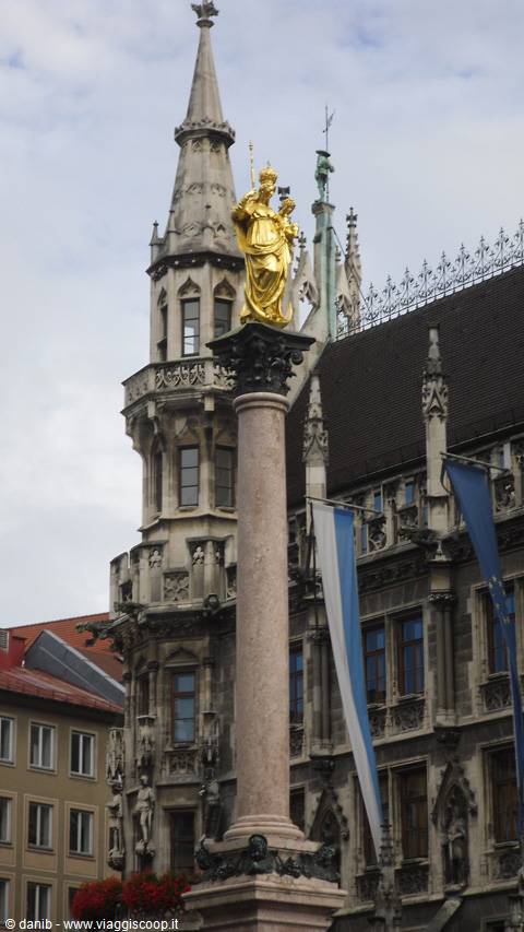 cathedral and Mary's column