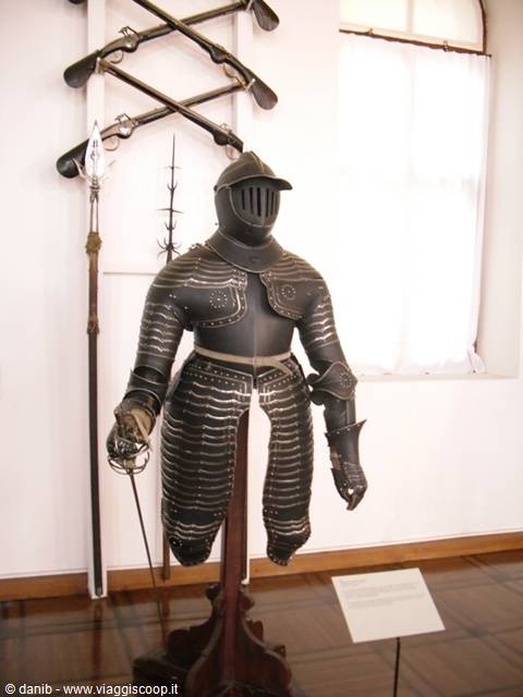 Ambras armour