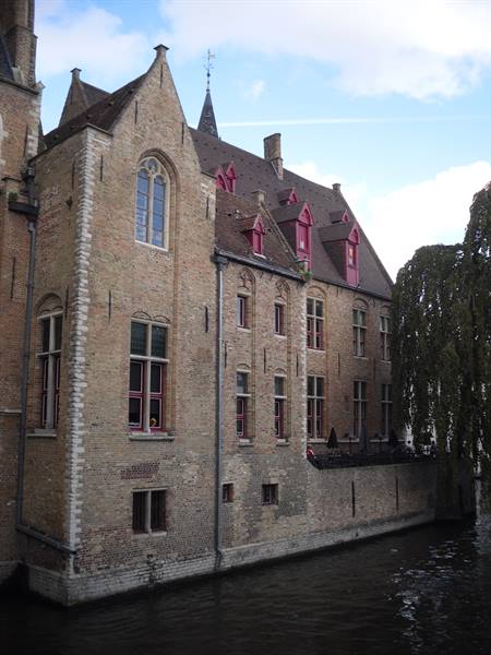 canal in Bruges