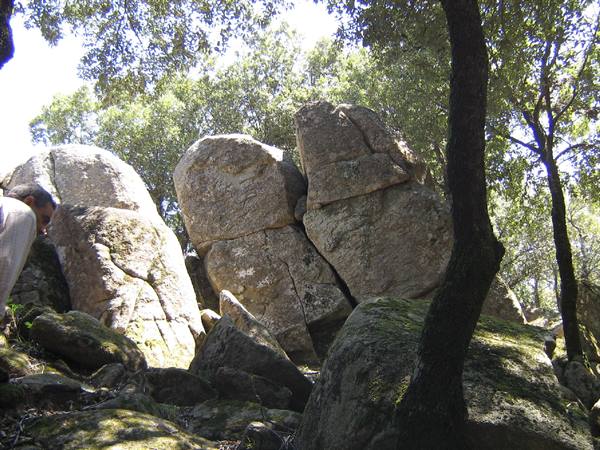 The megaliths of Nardodipace