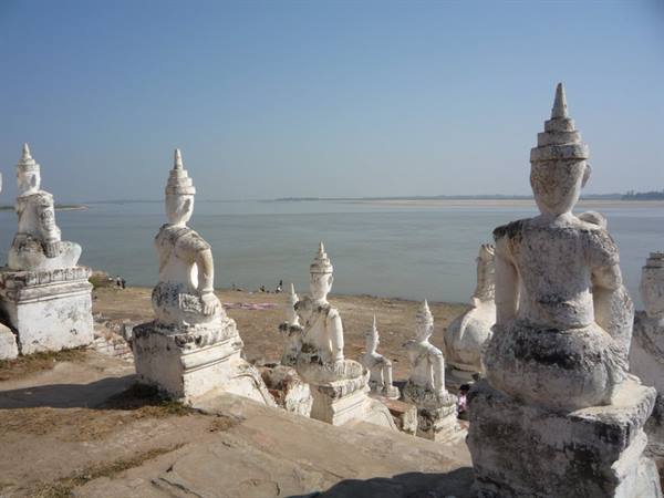 Mingun:on the banks of the Ayeyarwaddy