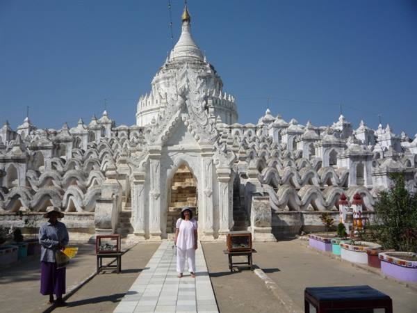 Mingun:the pagoda of Sittwe