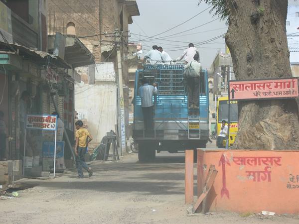 Mandawa - Bikaner road