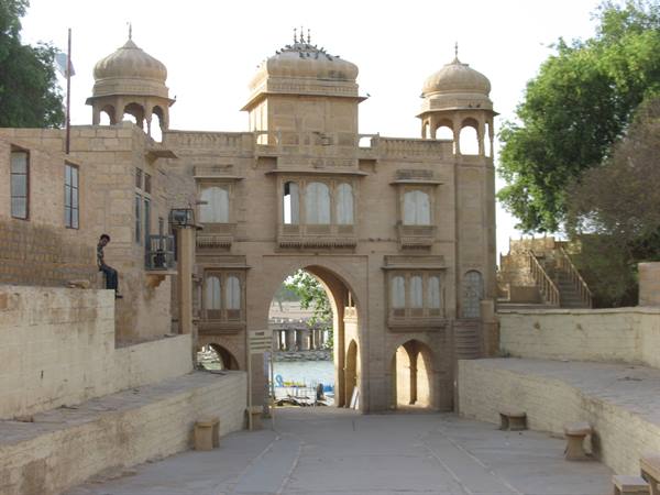 Jaisalmer - Gadi Sagar