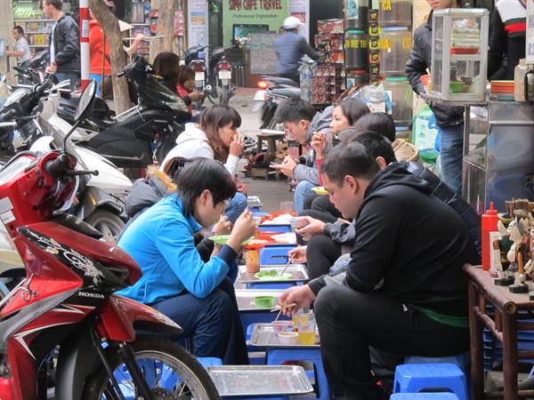 Hanoi on the road
