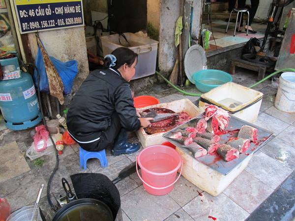 Hanoi on the road