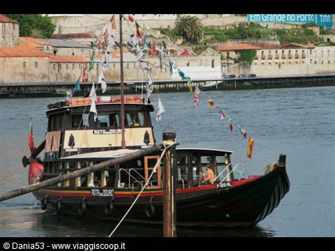 Vila Nova de Gaia  barcos rabelos