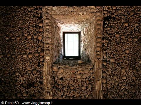 Évora Capela dos Ossos