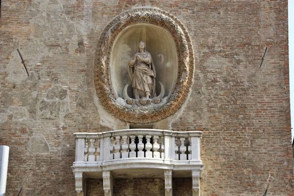 Madonna Immacolata,clock tower-Mantua